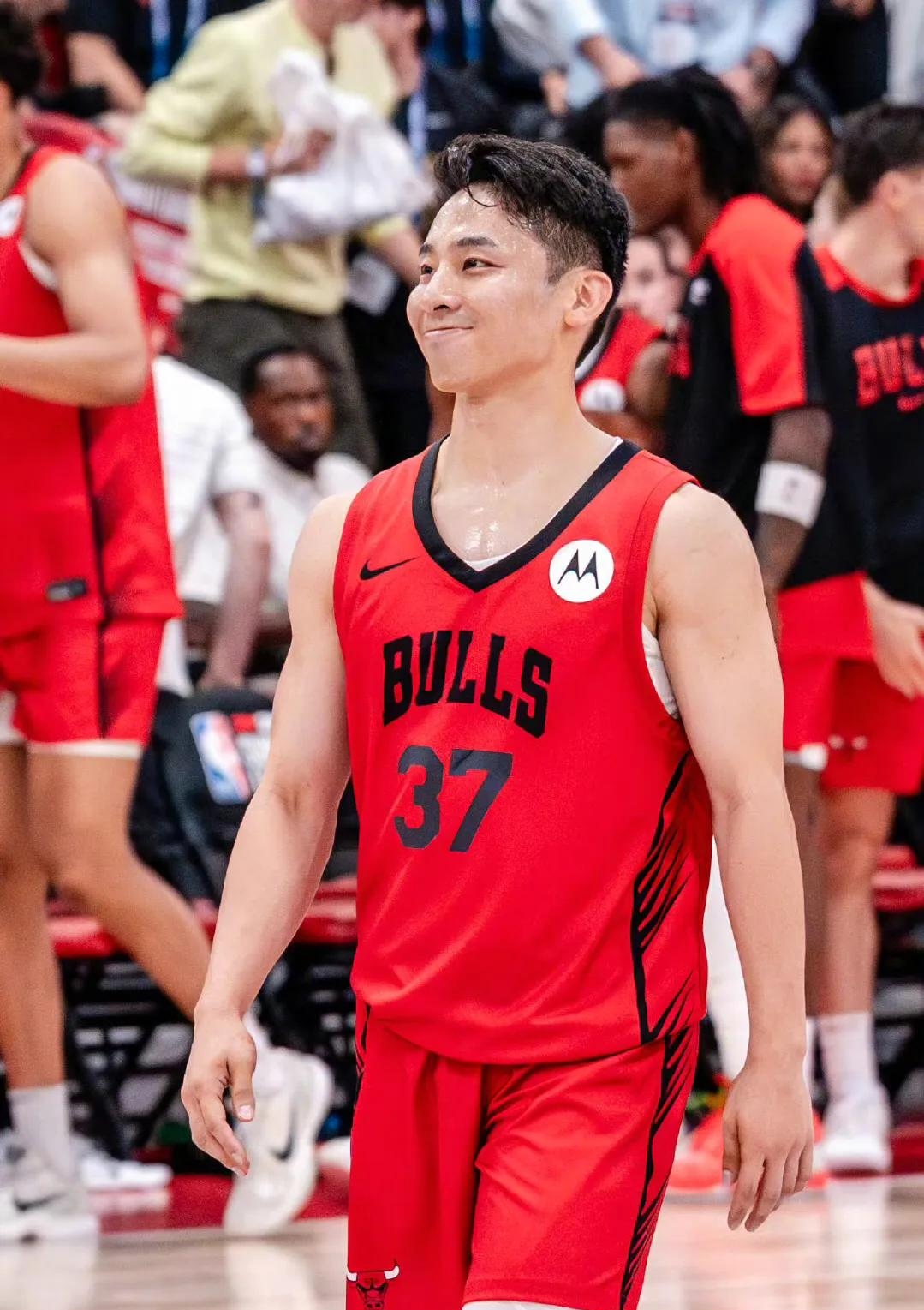 九游账号登录个人中心-今晚突围战来临，深圳男篮围绕足总杯外线爆发，质疑声仍在，球探报告显示潜力的简单介绍-九游账号登录个人中心