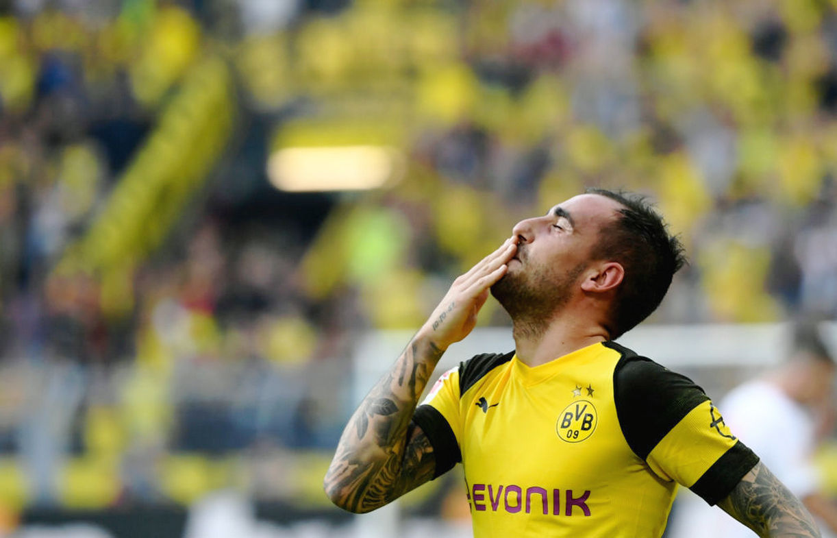 九游体育-荷甲今夜走向成谜；多特蒙德内部沟通；引发热议；数据趋势出现新变化的简单介绍-九游体育